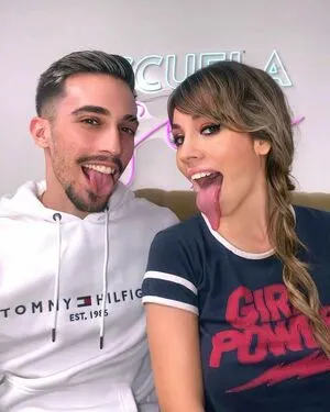 Long Tongue Fetish OnlyFans Leaked Free Thumbnail Picture - #NScgQR3JsE