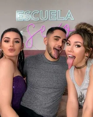 Long Tongue Fetish OnlyFans Leaked Free Thumbnail Picture - #U5Nn5iJTpg
