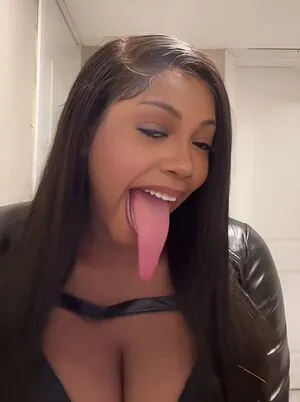 Long Tongue Fetish OnlyFans Leaked Free Thumbnail Picture - #UBS3bmnjN3