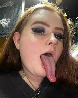 Long Tongue Fetish OnlyFans Leaked Free Thumbnail Picture - #WDeouLwYm9