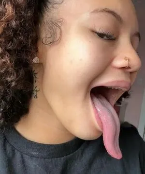 Long Tongue Fetish OnlyFans Leaked Free Thumbnail Picture - #WqTkhiO80L