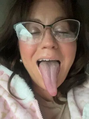 Long Tongue Fetish OnlyFans Leaked Free Thumbnail Picture - #X2qtwXh4uW