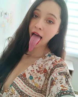 Long Tongue Fetish OnlyFans Leaked Free Thumbnail Picture - #X4kc1AIEUF