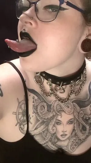 Long Tongue Fetish OnlyFans Leaked Free Thumbnail Picture - #ZCxIbp2ExM