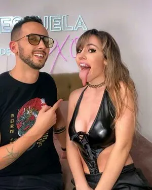 Long Tongue Fetish OnlyFans Leaked Free Thumbnail Picture - #dJsYKVFI98