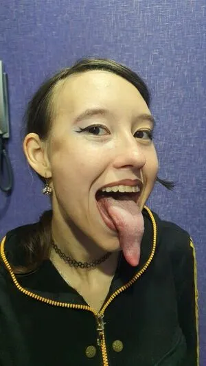 Long Tongue Fetish OnlyFans Leaked Free Thumbnail Picture - #eNs2EdYlk1