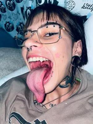 Long Tongue Fetish OnlyFans Leaked Free Thumbnail Picture - #gbzlvFz3oH