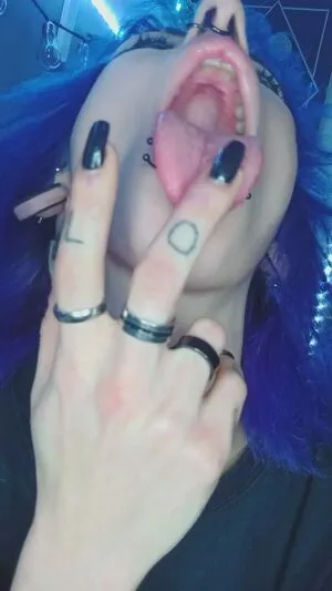 Long Tongue Fetish OnlyFans Leaked Free Thumbnail Picture - #n28EIPwaBY