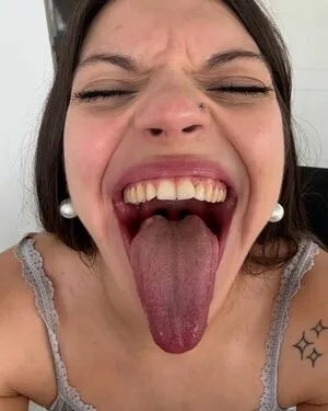 Long Tongue Fetish OnlyFans Leaked Free Thumbnail Picture - #niwIlZqHyT
