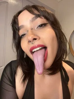 Long Tongue Fetish OnlyFans Leaked Free Thumbnail Picture - #oc2yXZpDxQ