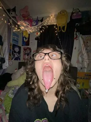 Long Tongue Fetish OnlyFans Leaked Free Thumbnail Picture - #qYXmpZyC3g