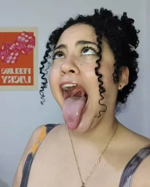 Long Tongue Fetish OnlyFans Leaked Free Thumbnail Picture - #skXOamIlsz