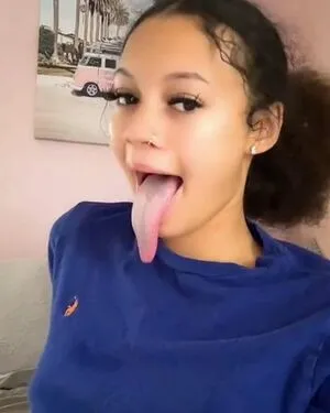 Long Tongue Fetish OnlyFans Leaked Free Thumbnail Picture - #uvXYZmKEcl