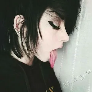Long Tongue Fetish OnlyFans Leaked Free Thumbnail Picture - #wpQdvam4nz