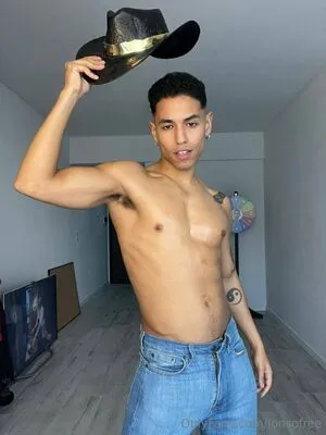 Lonsofree OnlyFans Leaked Free Thumbnail Picture - #G2ZWlLnlom