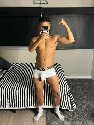 Lonsofree OnlyFans Leaked Free Thumbnail Picture - #glNMtI8dyT