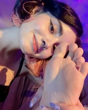 loonassoftfeet OnlyFans Leaked Free Thumbnail Picture - #9nvySxL88a