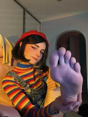 loonassoftfeet OnlyFans Leaked Free Thumbnail Picture - #FsIWHMa2OK