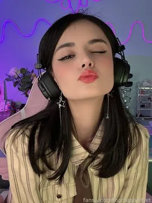 loonassoftfeet OnlyFans Leaked Free Thumbnail Picture - #JtR21BP0Qb