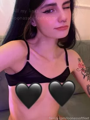 loonassoftfeet OnlyFans Leaked Free Thumbnail Picture - #MLErysqmrw