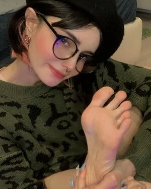 loonassoftfeet OnlyFans Leaked Free Thumbnail Picture - #Mo37Olefkn