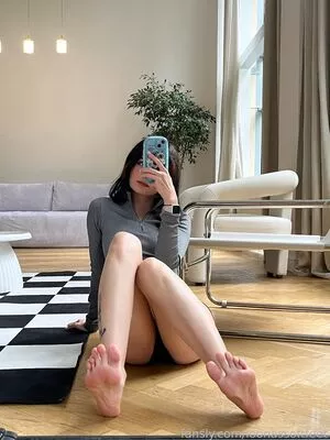 loonassoftfeet OnlyFans Leaked Free Thumbnail Picture - #O5v8ktSozX