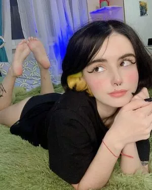 loonassoftfeet OnlyFans Leaked Free Thumbnail Picture - #ZmSCPFheoD