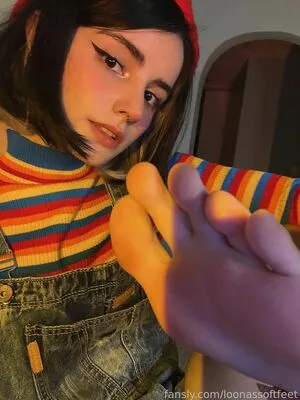 loonassoftfeet OnlyFans Leaked Free Thumbnail Picture - #etEyFDqyXy