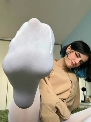 loonassoftfeet OnlyFans Leaked Free Thumbnail Picture - #gcnudOpBqj