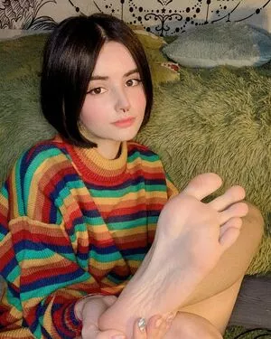 loonassoftfeet OnlyFans Leaked Free Thumbnail Picture - #xGy2gwmpta