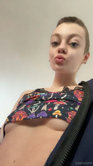 Loonicorn OnlyFans Leaked Free Thumbnail Picture - #0Hg05PdP2M