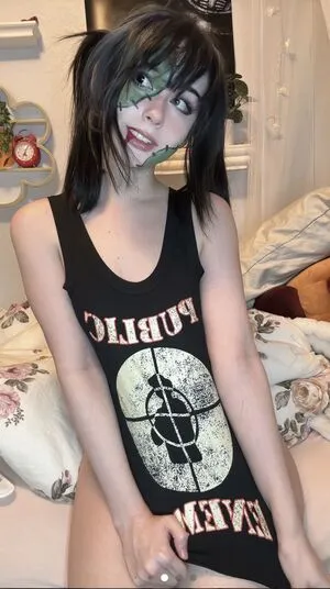 Loopziepop OnlyFans Leaked Free Thumbnail Picture - #7BQwptTzI2