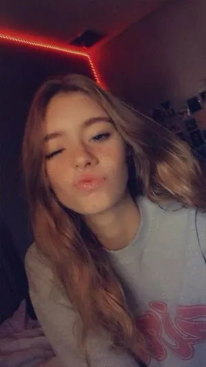 Lora Berry OnlyFans Leaked Free Thumbnail Picture - #gk5OK649O9