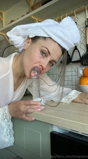 Lora Piano OnlyFans Leaked Free Thumbnail Picture - #SPImhDrcjs
