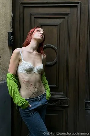Loraschimmer OnlyFans Leaked Free Thumbnail Picture - #LMvWCAo44R