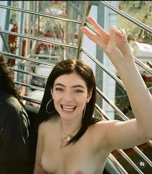 Lorde OnlyFans Leaked Free Thumbnail Picture - #9xCTqBlBdY