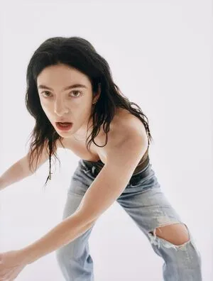 Lorde OnlyFans Leaked Free Thumbnail Picture - #l9DMW1LWYZ