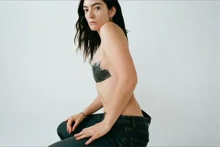 Lorde OnlyFans Leaked Free Thumbnail Picture - #pcx67xLDCb