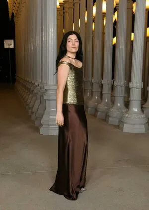 Lorde OnlyFans Leaked Free Thumbnail Picture - #yWNFOI9vkn