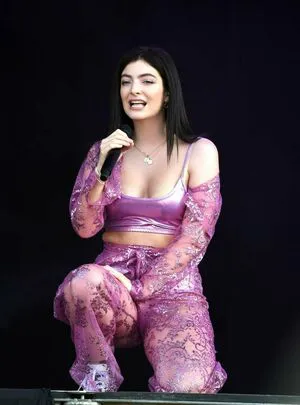 Lorde OnlyFans Leaked Free Thumbnail Picture - #6up3iiicIg