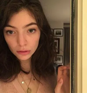 Lorde OnlyFans Leaked Free Thumbnail Picture - #Dckbv9sBe6