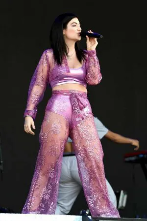Lorde OnlyFans Leaked Free Thumbnail Picture - #HTSOmrXOyP