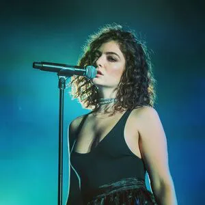 Lorde OnlyFans Leaked Free Thumbnail Picture - #K3hhi96SqH
