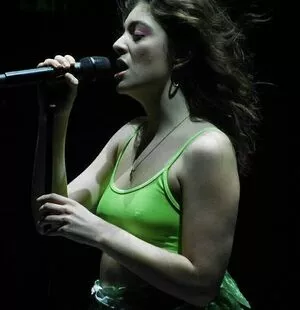 Lorde OnlyFans Leaked Free Thumbnail Picture - #PYtF80ZJPb