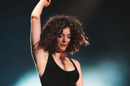 Lorde OnlyFans Leaked Free Thumbnail Picture - #Q4atOEWnon