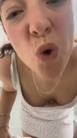 Lorde OnlyFans Leaked Free Thumbnail Picture - #QzUBpL5ECw