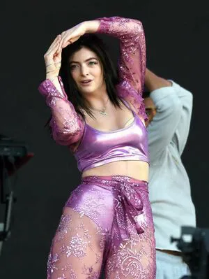 Lorde OnlyFans Leaked Free Thumbnail Picture - #WhJzslKFdy
