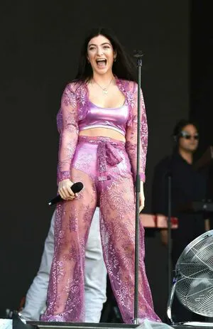 Lorde OnlyFans Leaked Free Thumbnail Picture - #diNN9N7MzS