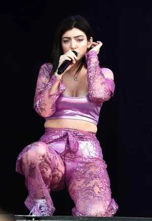 Lorde OnlyFans Leaked Free Thumbnail Picture - #jOEpDUSAmc