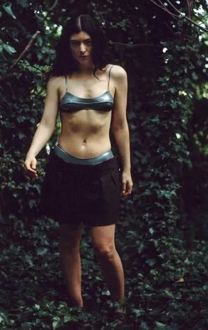 Lorde OnlyFans Leaked Free Thumbnail Picture - #p2A1cDf2HN